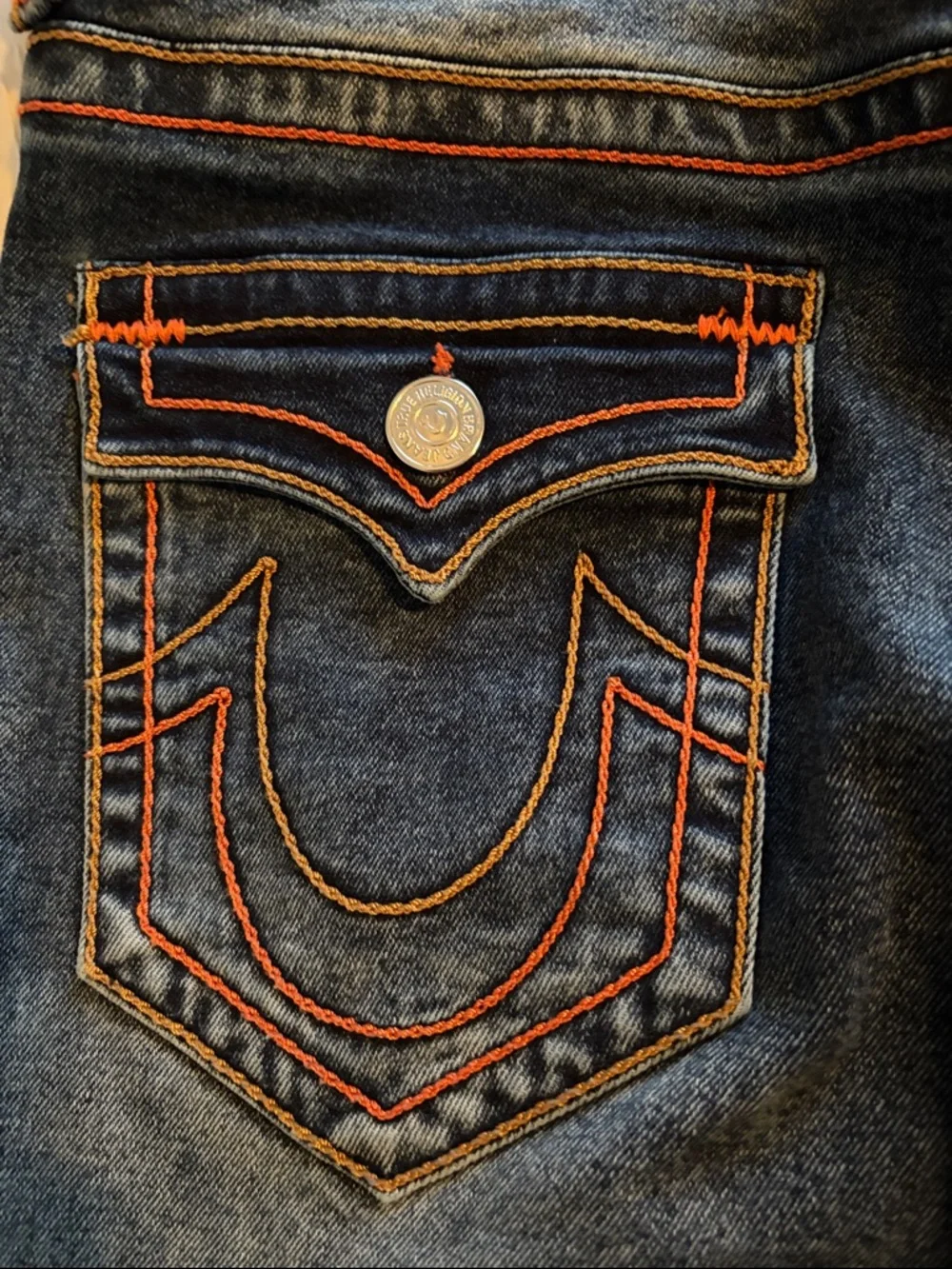 True Religion Blue Denim Jeans with Red Label Accents - Picture 9 of 15